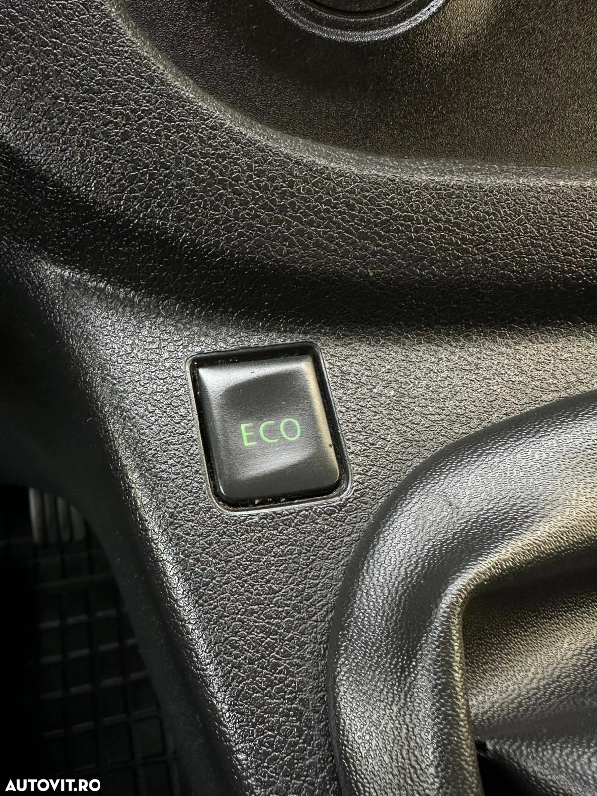 Renault Trafic - 19