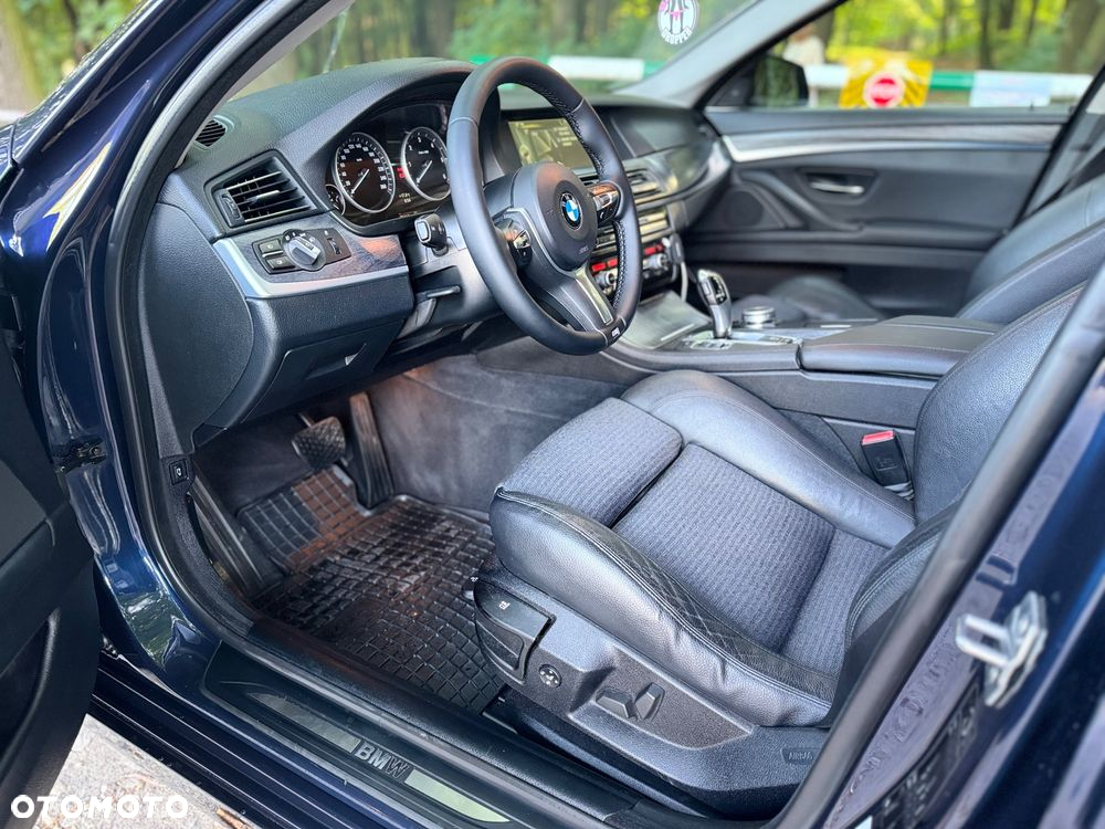 BMW Seria 5 520d - 28