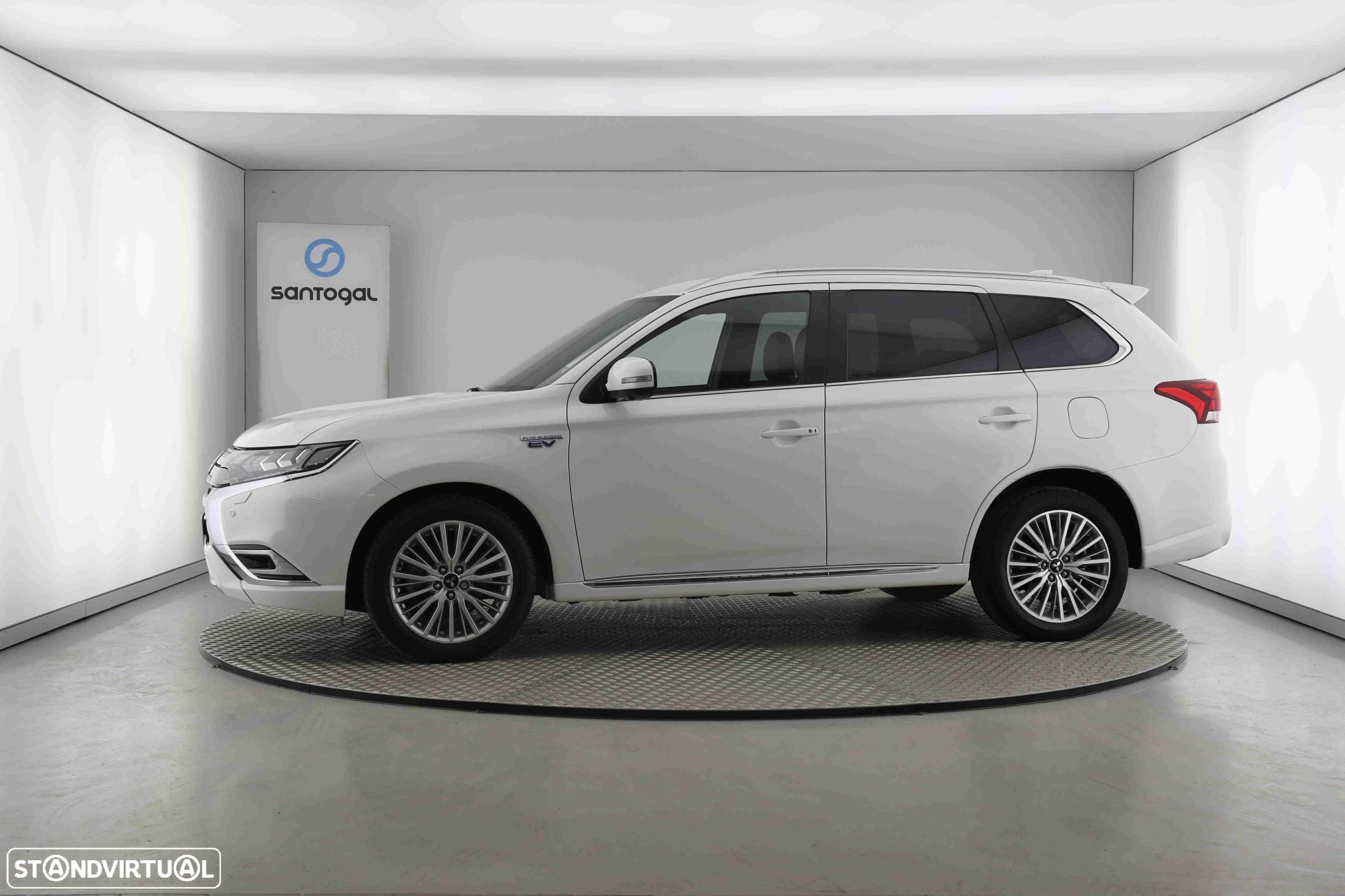 Mitsubishi Outlander 2.4 PHEV Intense - 6