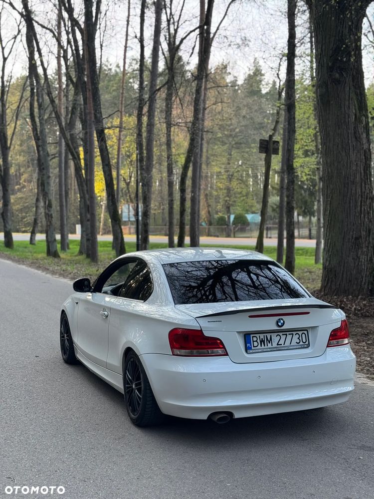 BMW Seria 1 118d - 9