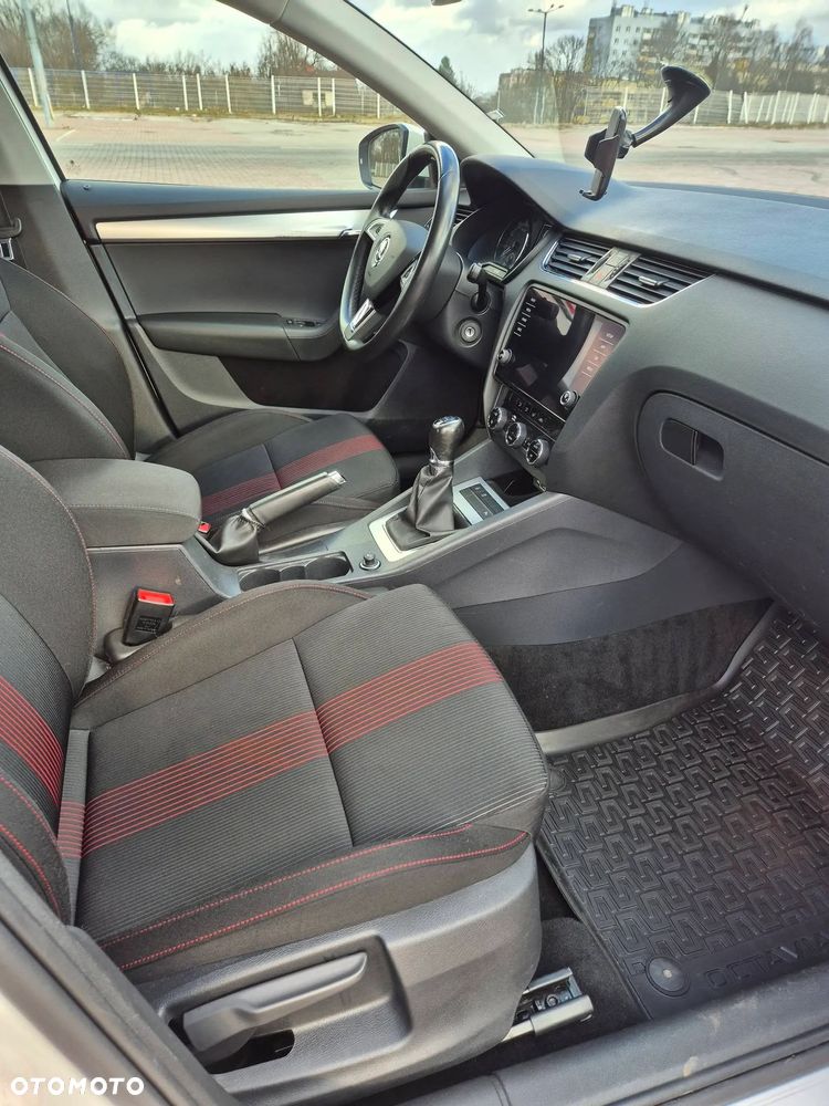 Skoda Octavia 1.5 TSI GPF ACT Ambition - 3