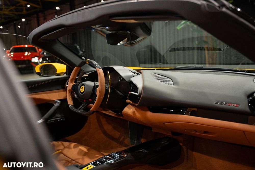 Ferrari 296 GTS - 16