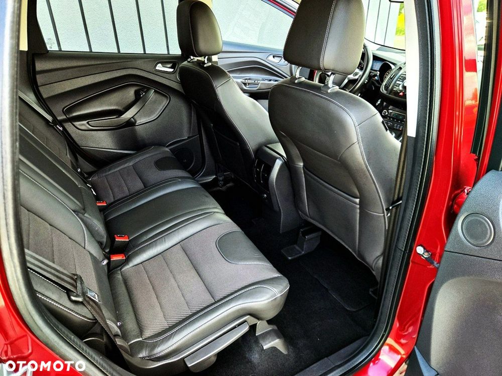 Ford Kuga 1.5 EcoBoost 2x4 Cool & Connect - 9