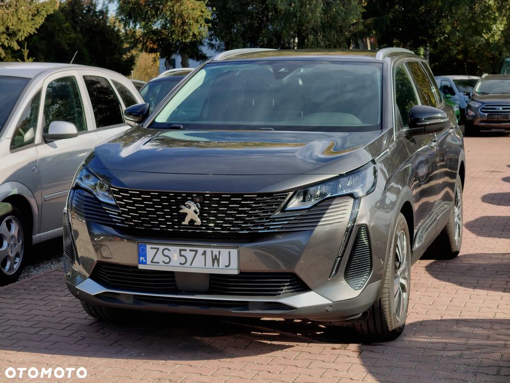 Peugeot 5008 2022 photo 3