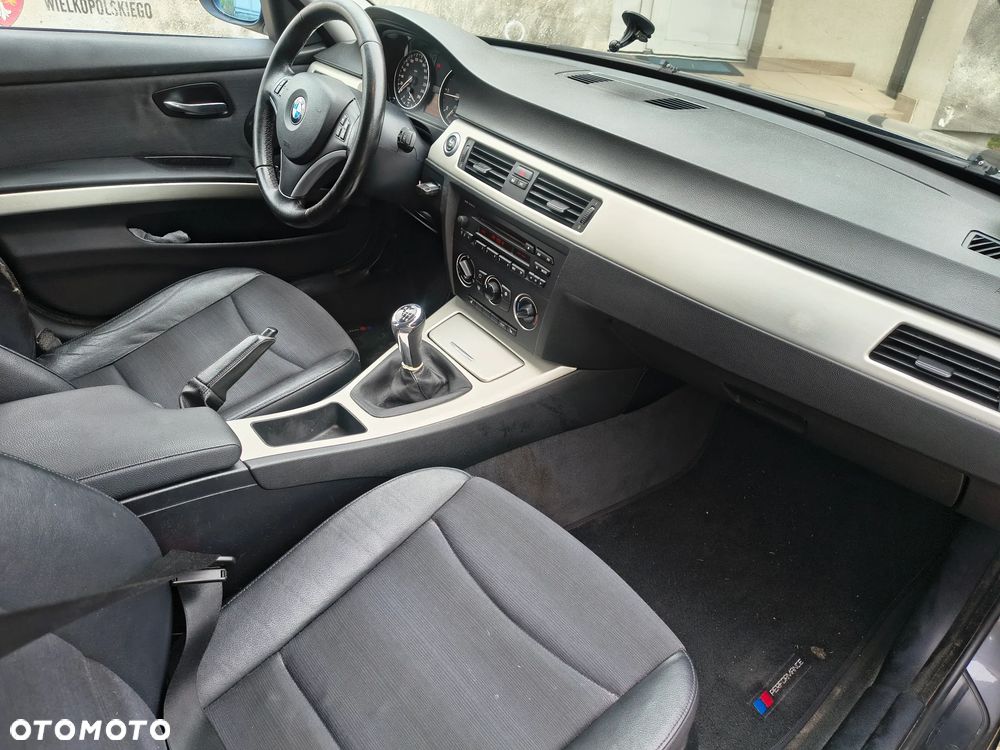 BMW Seria 3 320d DPF - 6