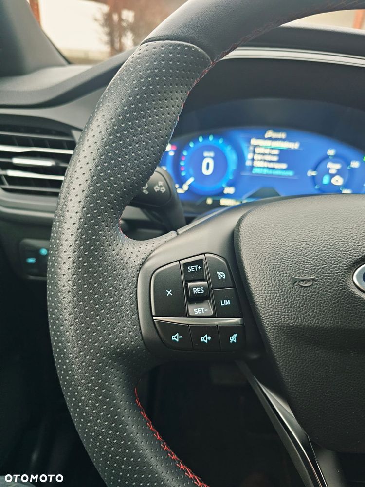 Ford Kuga 2.5 FHEV FWD ST-Line - 14