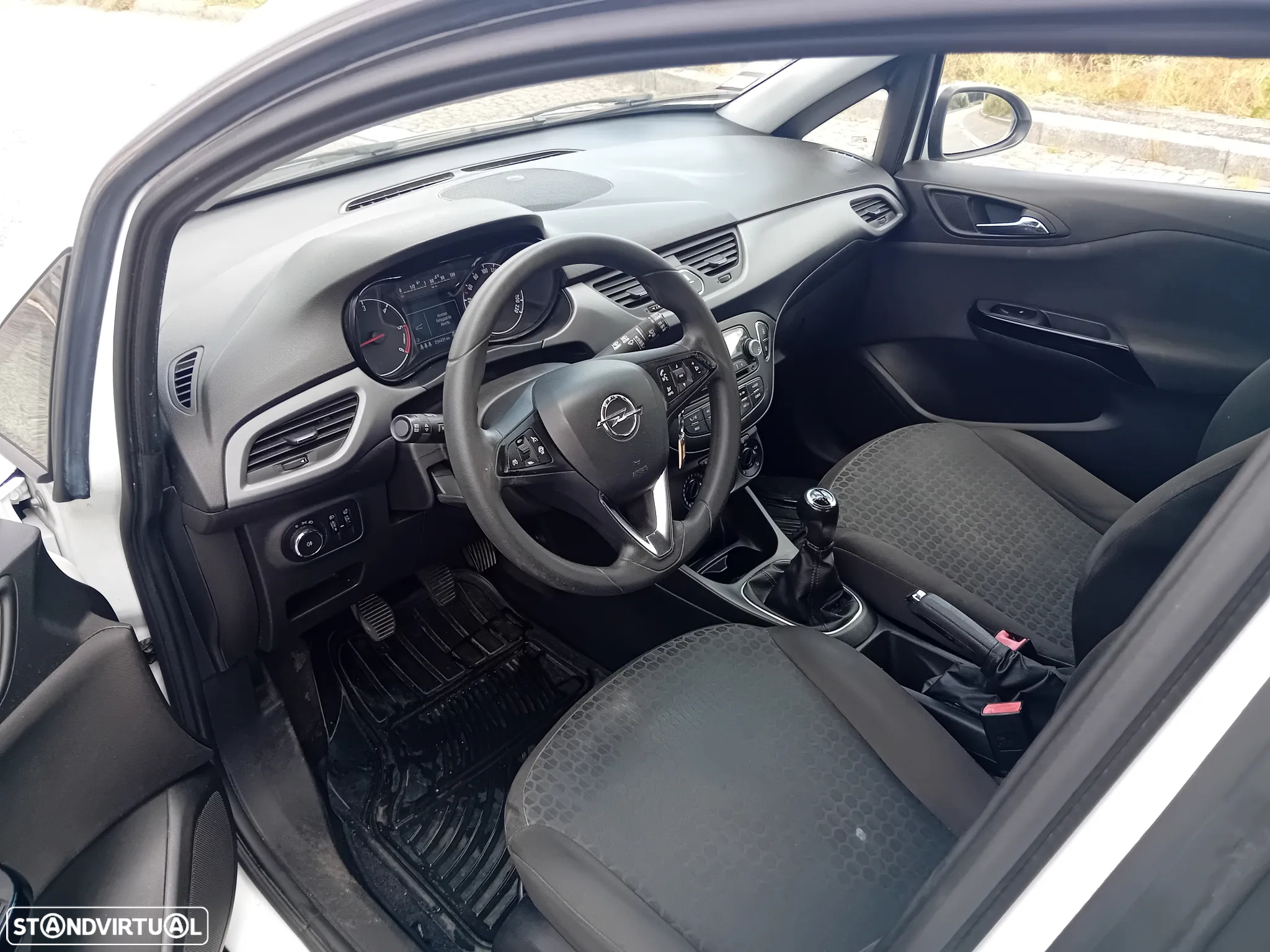 Opel Corsa 1.3 CDTi City 89g - 10