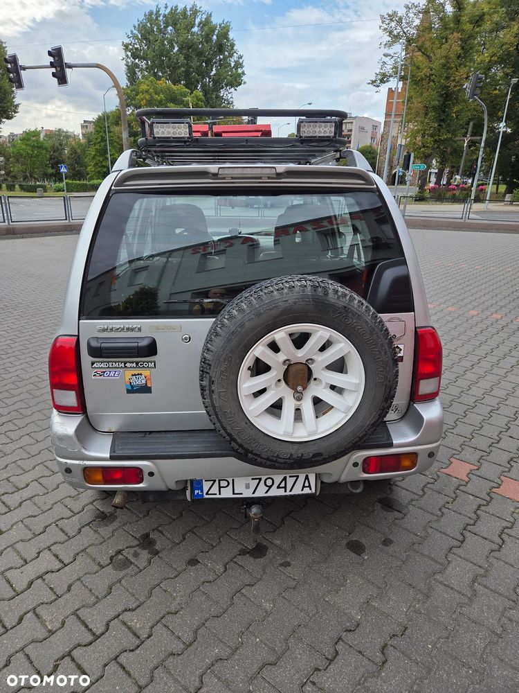 Suzuki Grand Vitara 2.0 Special Edition - 9