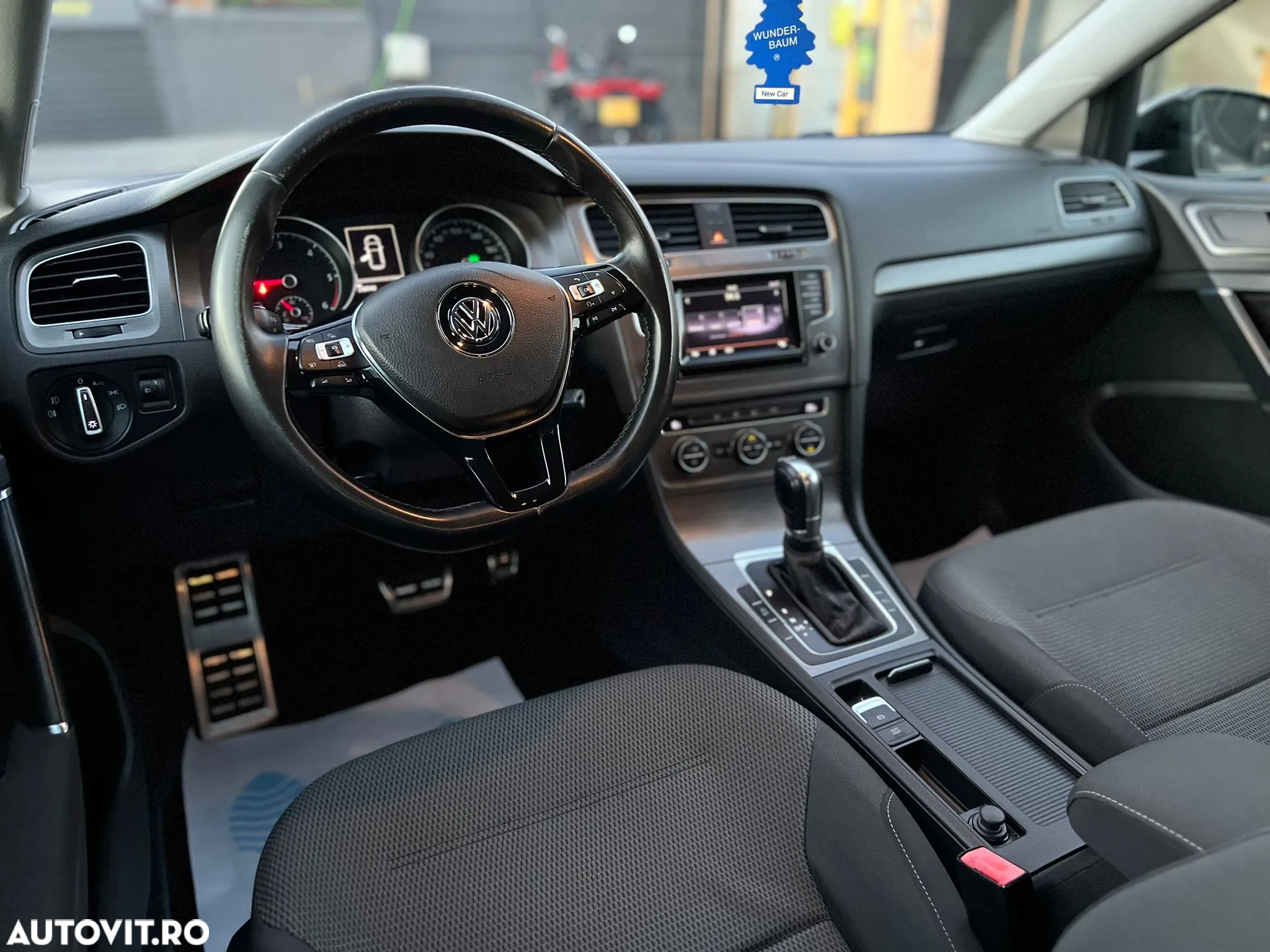 Volkswagen Golf 1.6 TDI (BlueMotion Technology) DSG Comfortline - 15