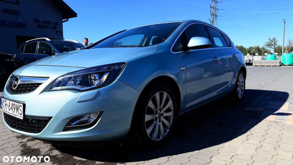Opel Astra 1.4 T Cosmo - 1