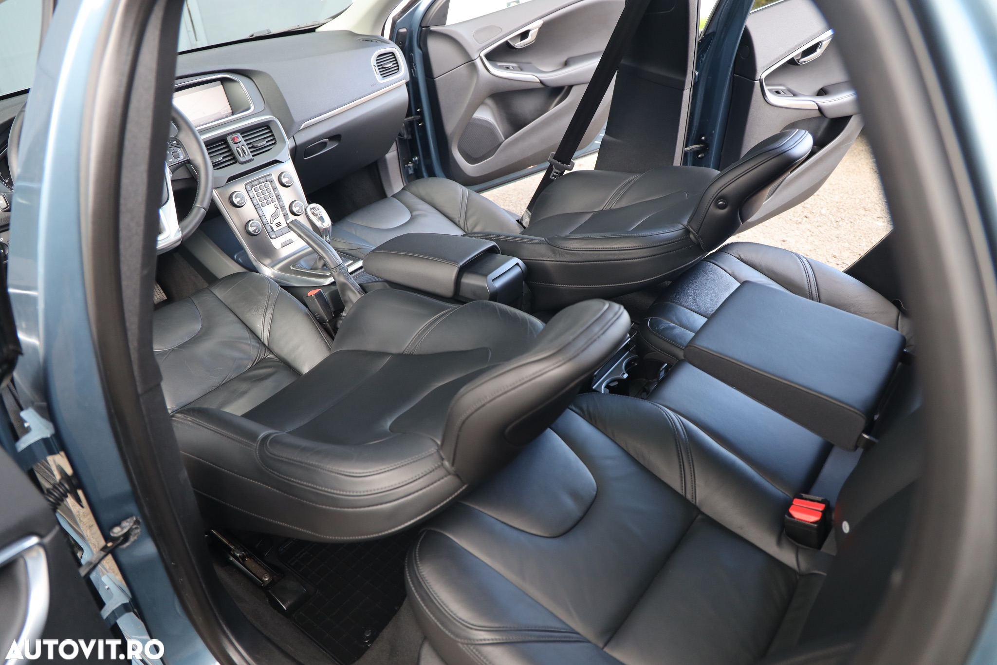 Volvo V40 D2 - 7