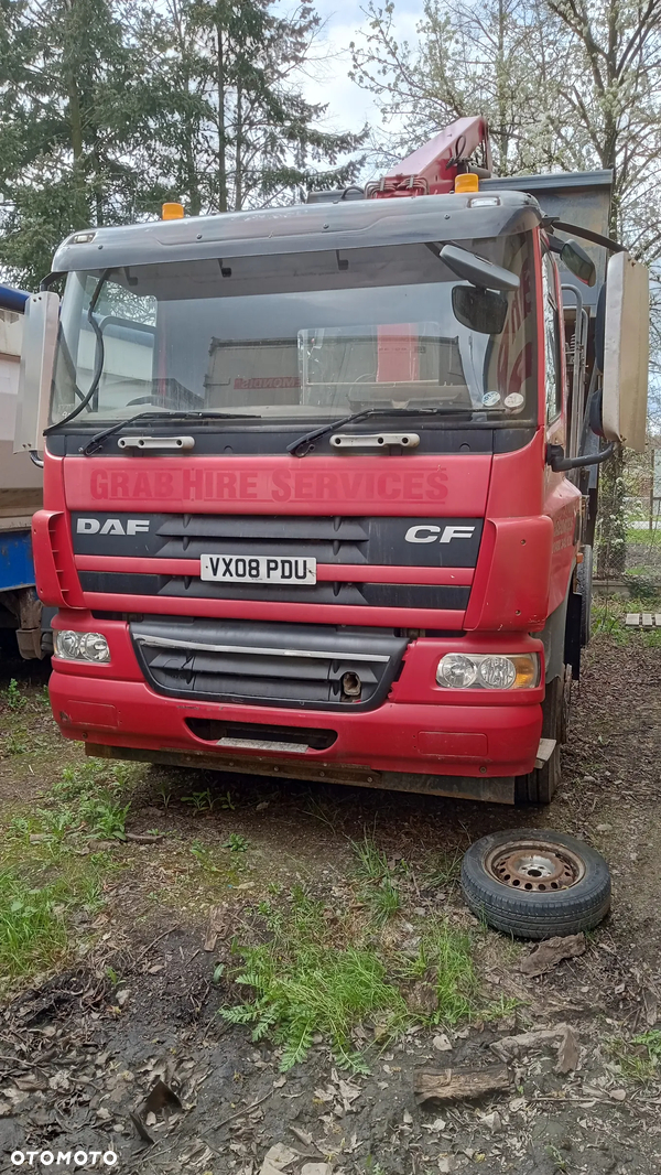 DAF CF 85 75 2008 r EURO 5  MASKA DRZWI KABINA BLOTNIK STOPIEN SZYBA PULIK ATRAPA CZESCI PRZOD