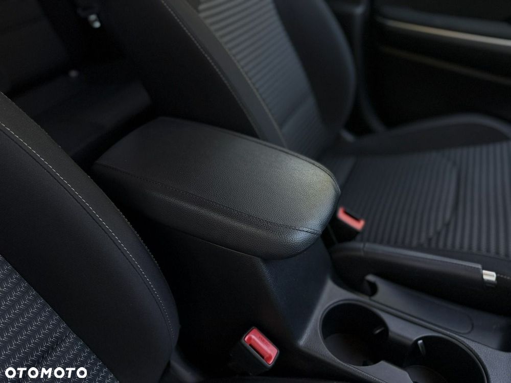 Kia Ceed - 19