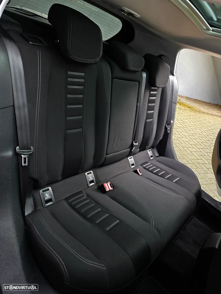 Peugeot 308 1.6 BlueHDi Allure J17 - 55