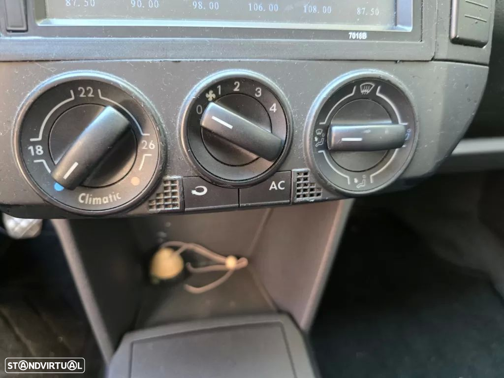 VW Polo 1.2 Trendline Pack - 16