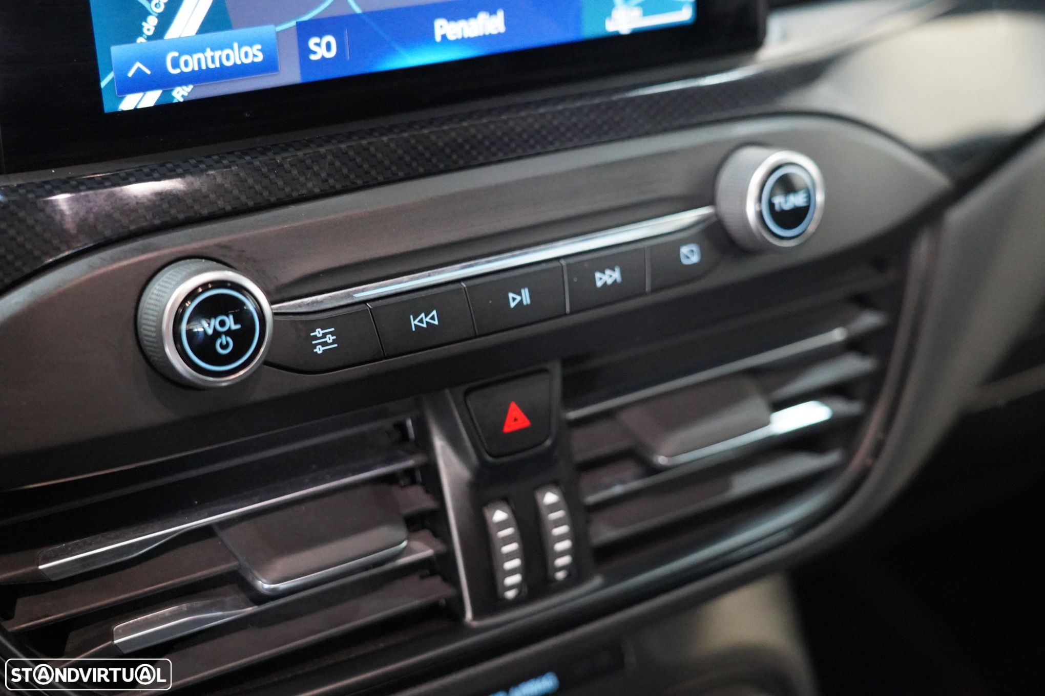 Ford Focus 1.0 EcoBoost ST-Line - 12