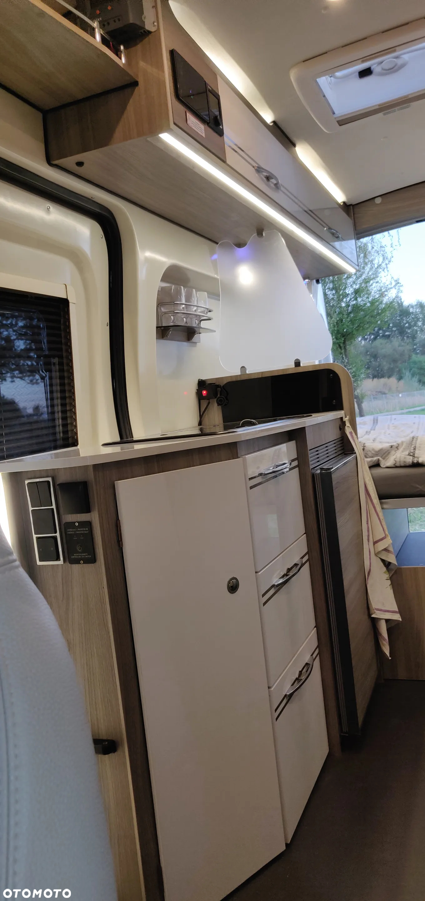 Ford KAMPER Randger R560 4x4 - 15