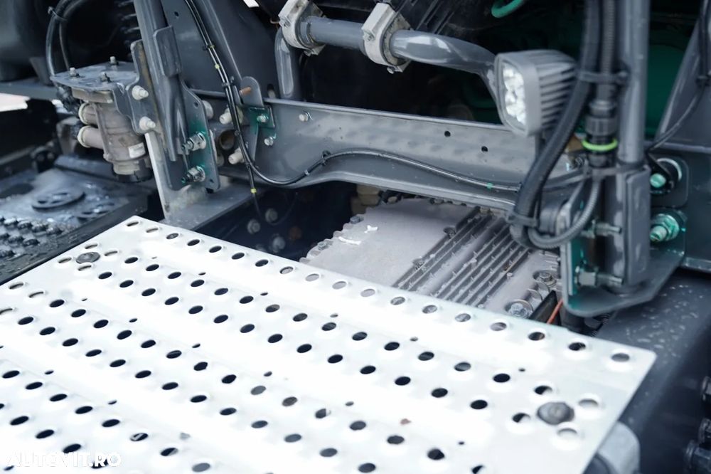 Volvo FH 500 / I-SHIFT / JANTE DIN ALIAJ / ANVELOPE 100% / 2022 - 18