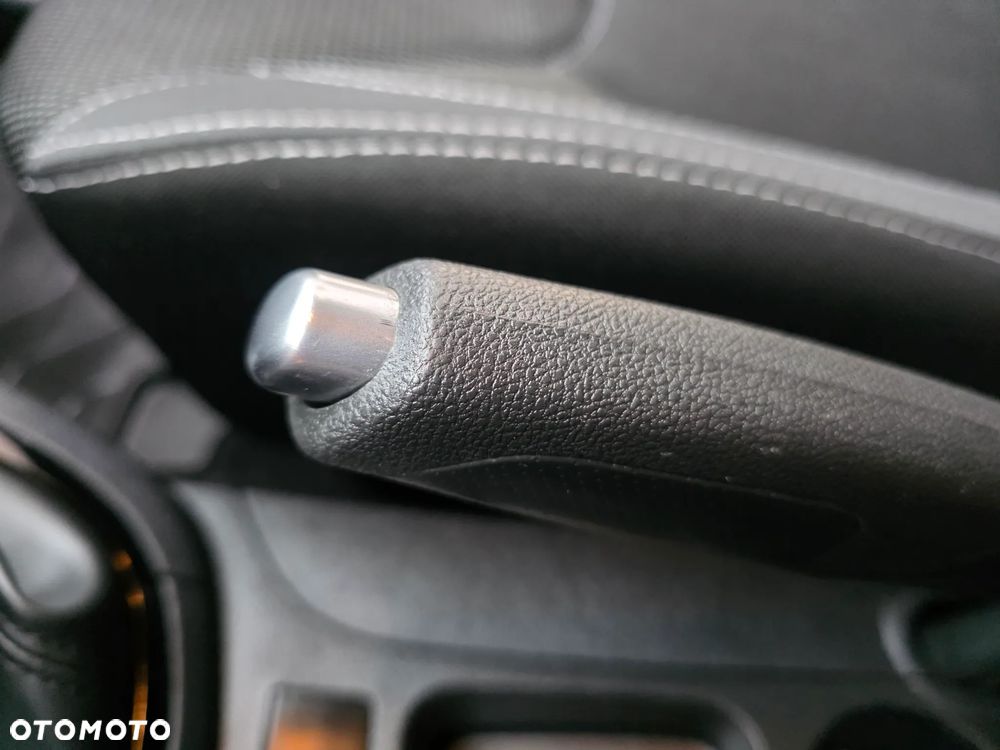 Renault Clio 1.2 16V Life - 26