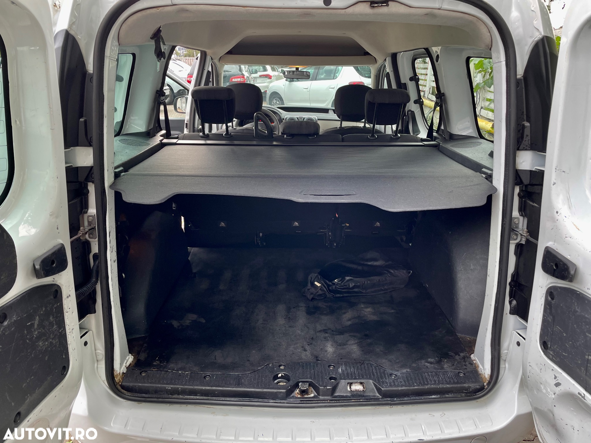 Dacia Dokker 1.5 dCi 75 CP Laureate - 16