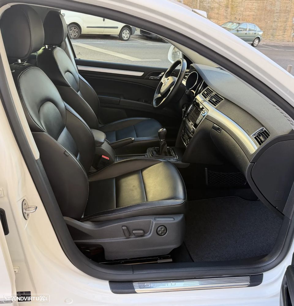 Skoda Superb Break 1.6 TDI Elegance Greenline - 20