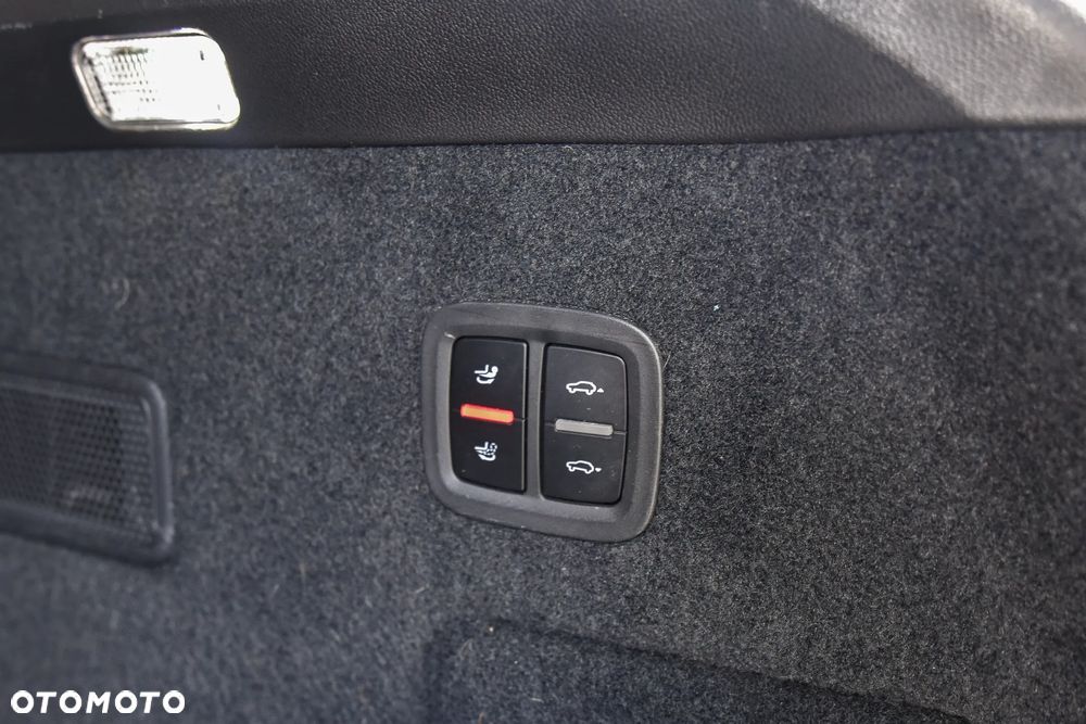 Porsche Cayenne Turbo S E-Hybrid Tiptronic S - 31