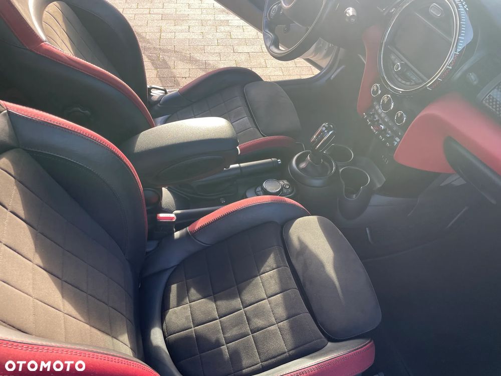 MINI John Cooper Works - 20