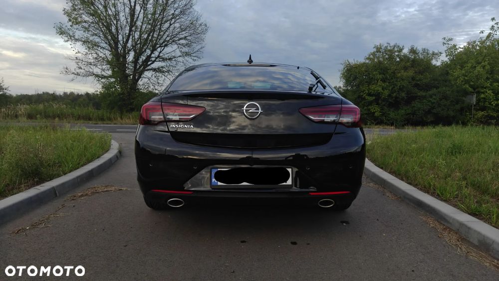 Opel Insignia 1.6 T Elite S&S - 11