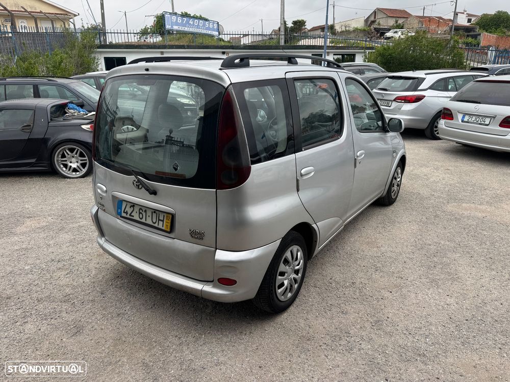 Toyota Yaris Verso 1.4 D-4D Sol - 28