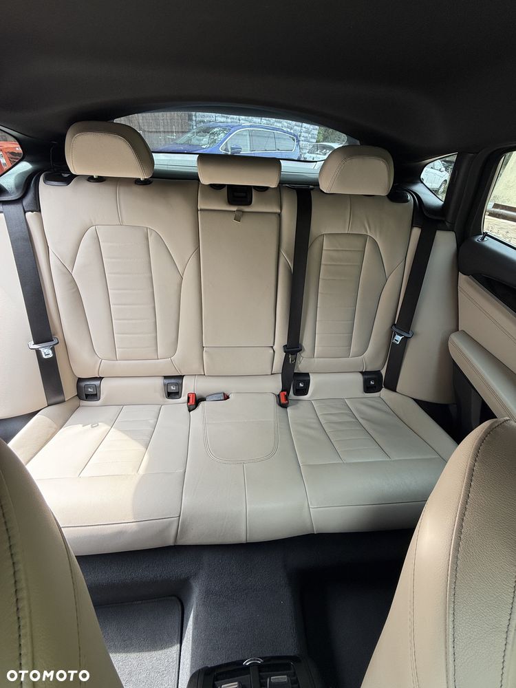 BMW X4 - 8