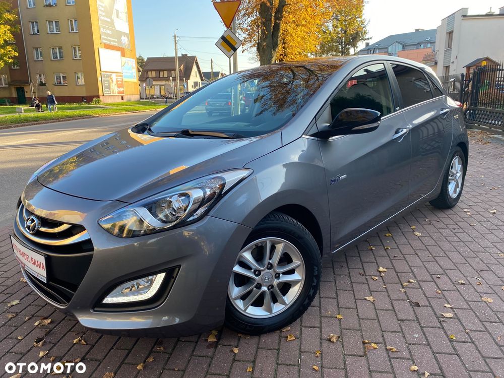 Hyundai i30 blue 1.6 GDI Trend - 13