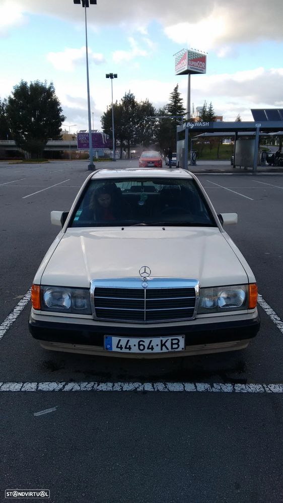 Mercedes-Benz W201 (1982-1993) 190 D 2.0 - 3