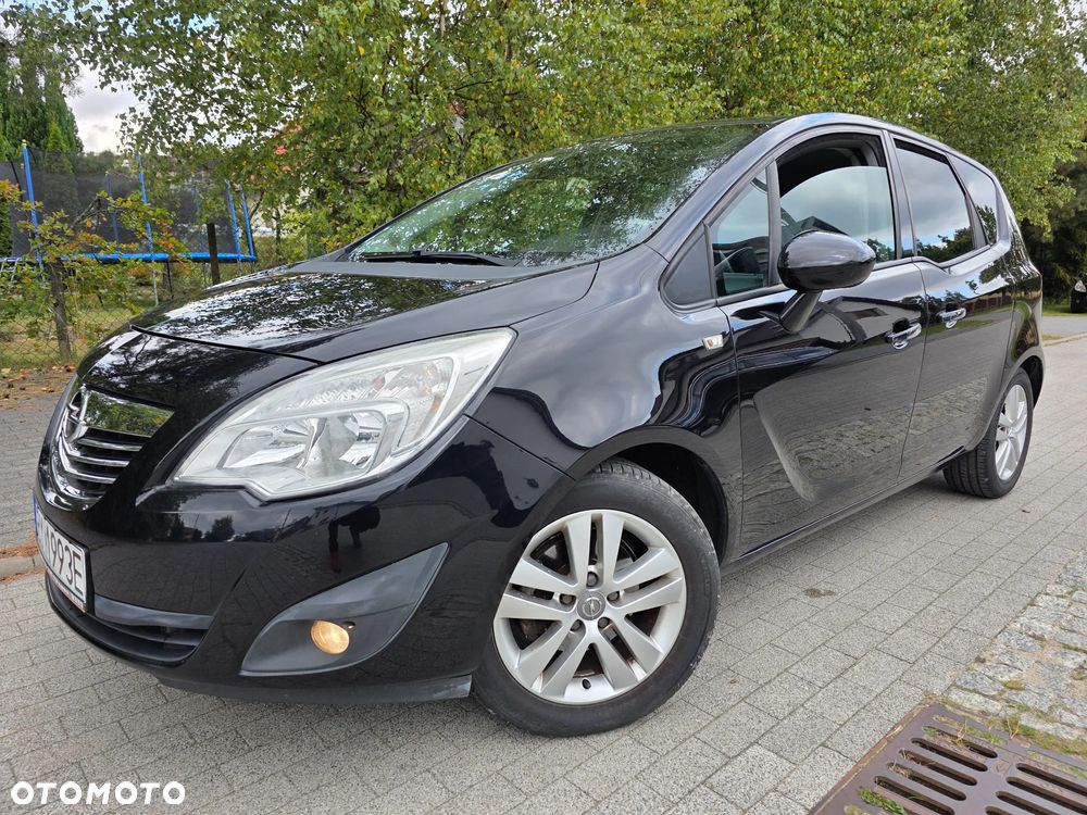 Opel Meriva ver-1-4-t-design-edition - 4