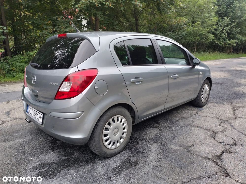 Opel Corsa 1.2 16V Edition 150 - 5