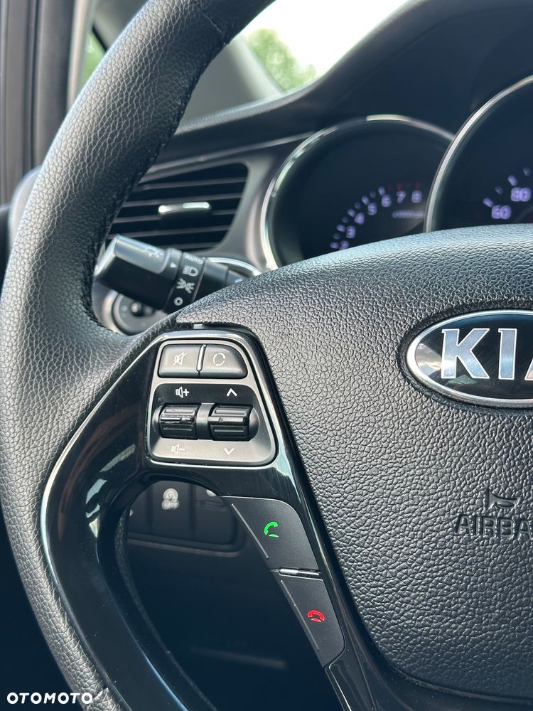 Kia Ceed 1.6 GDI L Business Line - 14