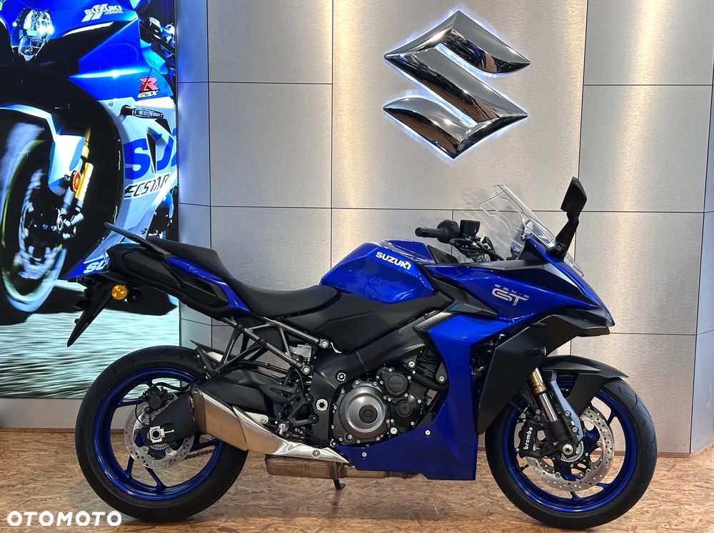 Suzuki GSX - 9