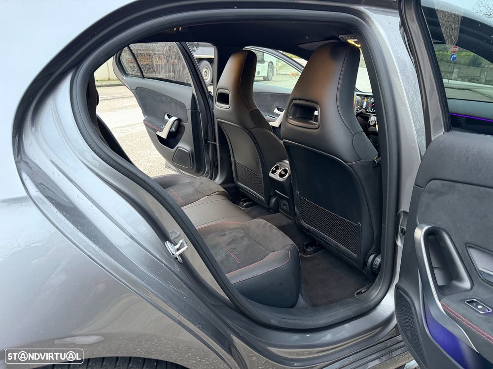 Mercedes-Benz A 180 d AMG Line Aut. - 33