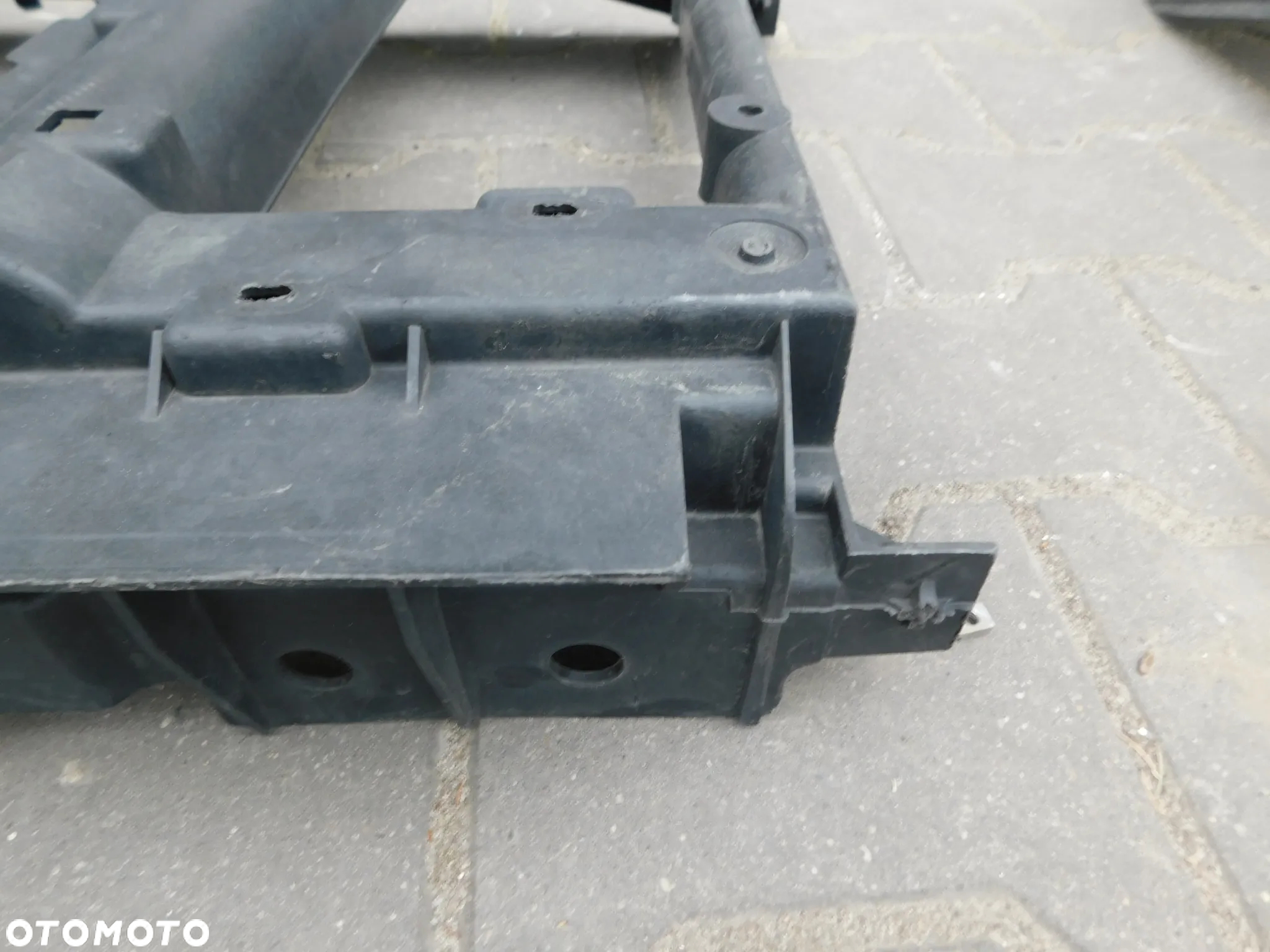 pas przedni PEUGEOT 3008 5008 2.0 HDI - 3
