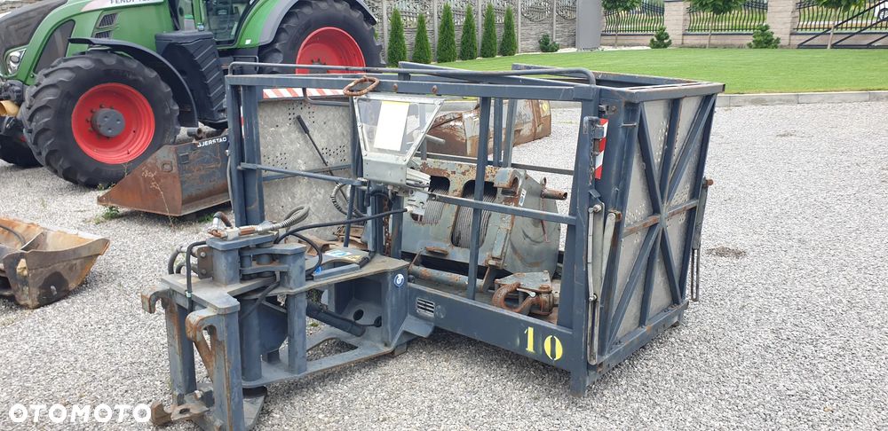 Merlo 40.26MCSS kosz hydr. rozkładany/wciągarka 4T./widły/pilot radiowy - 19
