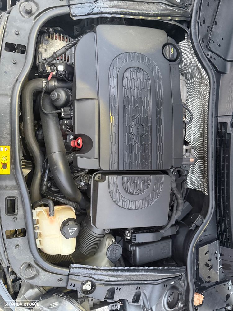 MINI 3 Portas Cooper SD - 37