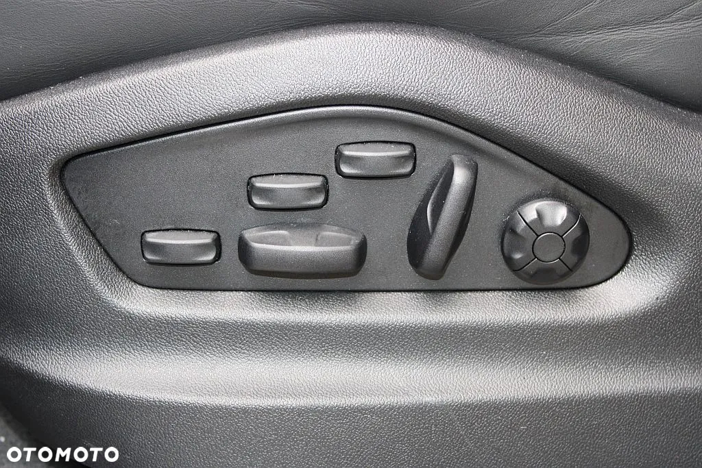 Porsche Cayenne Turbo E-Hybrid PHEV - 9