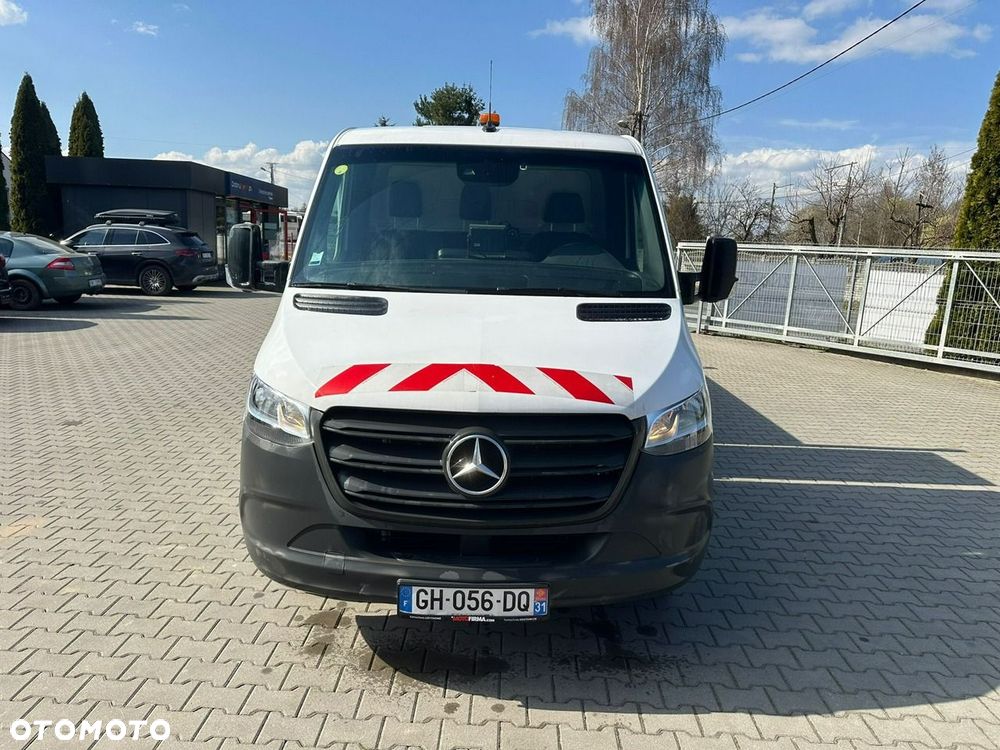 Mercedes-Benz Sprinter - 10
