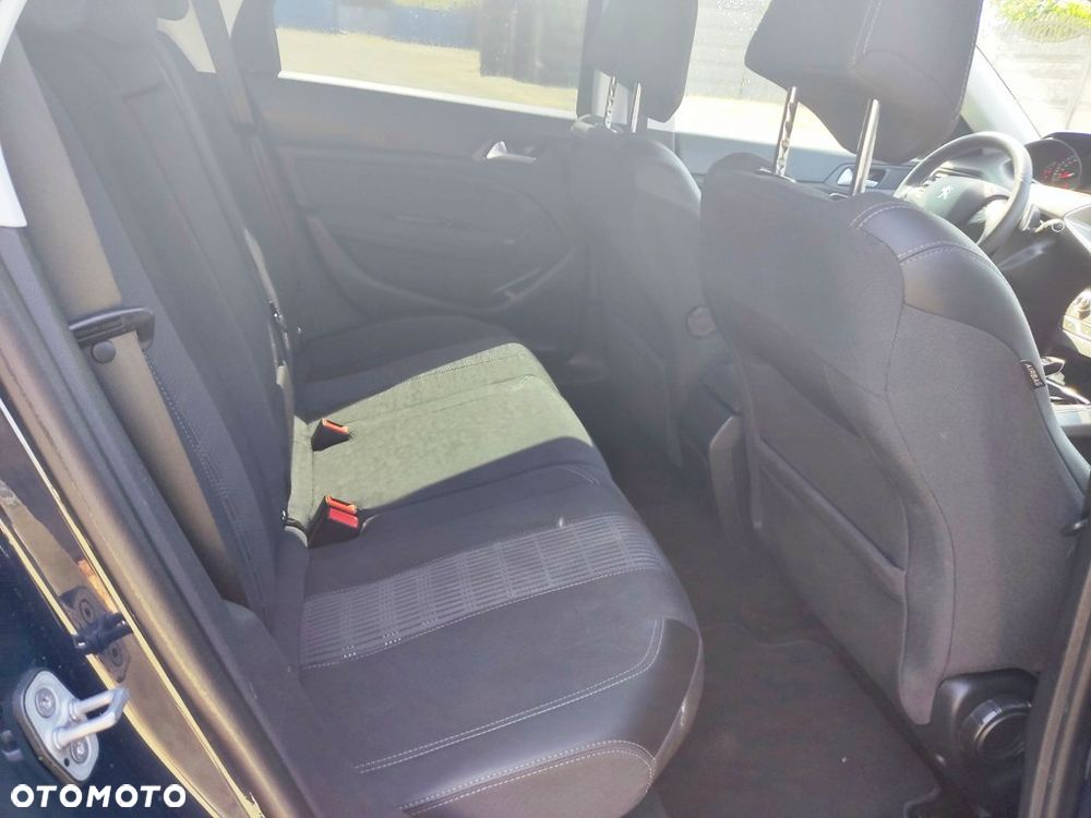 Peugeot 308 BlueHDi FAP 130 EAT8 Stop & Start Allure Pack - 6