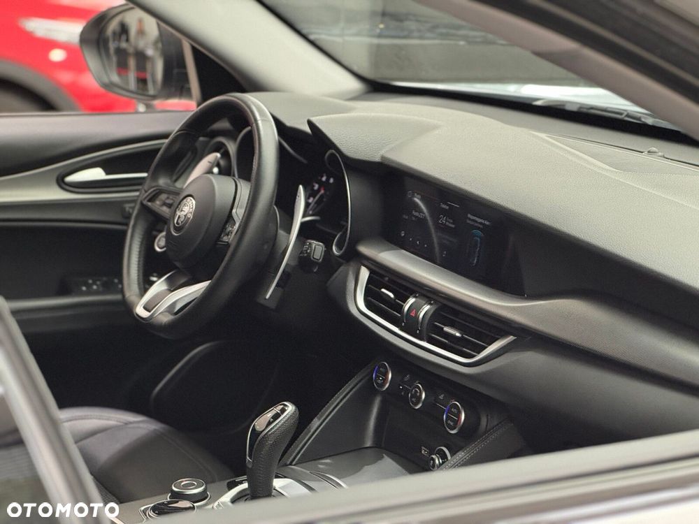 Alfa Romeo Stelvio 2.0 Turbo Sprint Q4 - 38