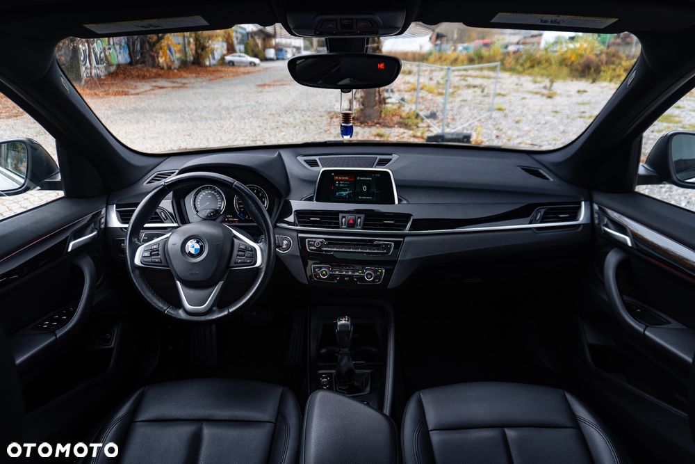 BMW X1 xDrive25i xLine sport - 29