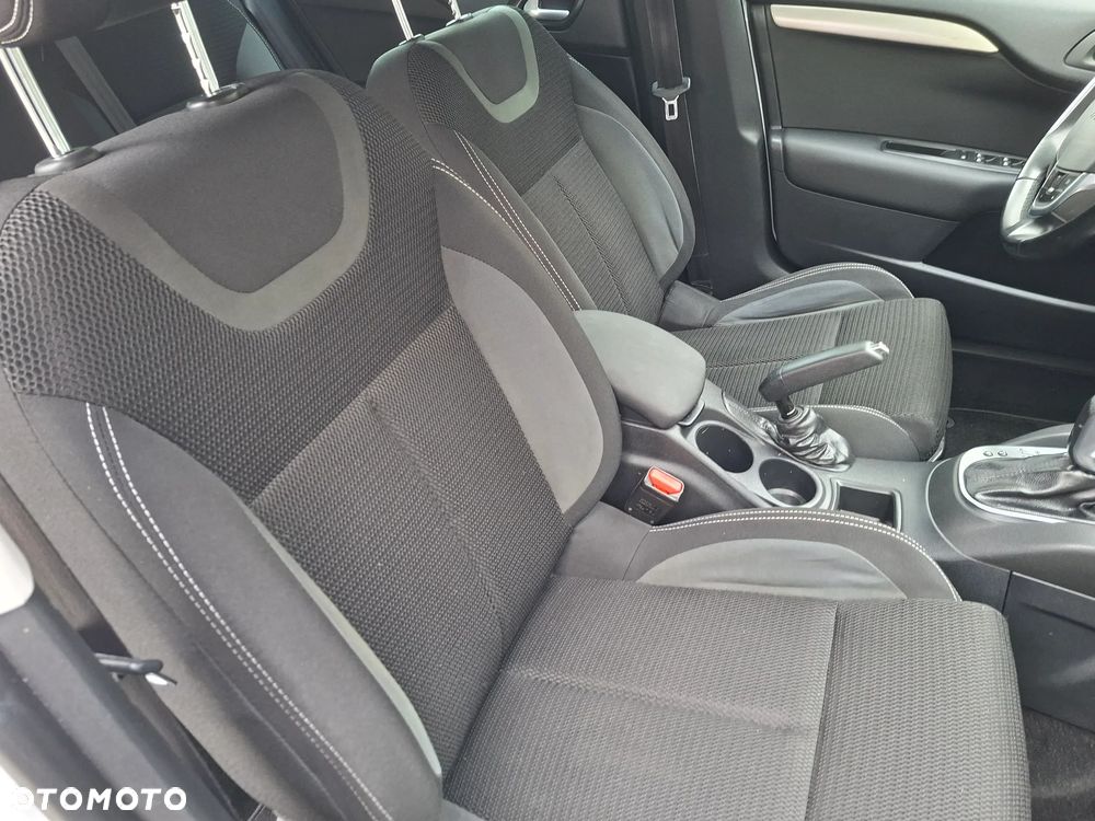 Citroën C4 BlueHDi 120 Stop&Start EAT6 Shine - 13