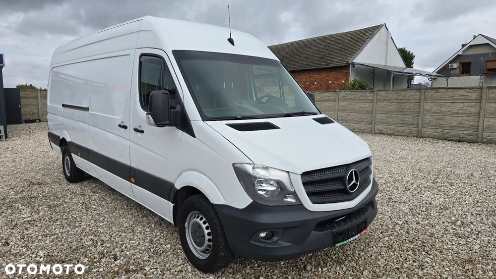 Mercedes-Benz Sprinter - 9
