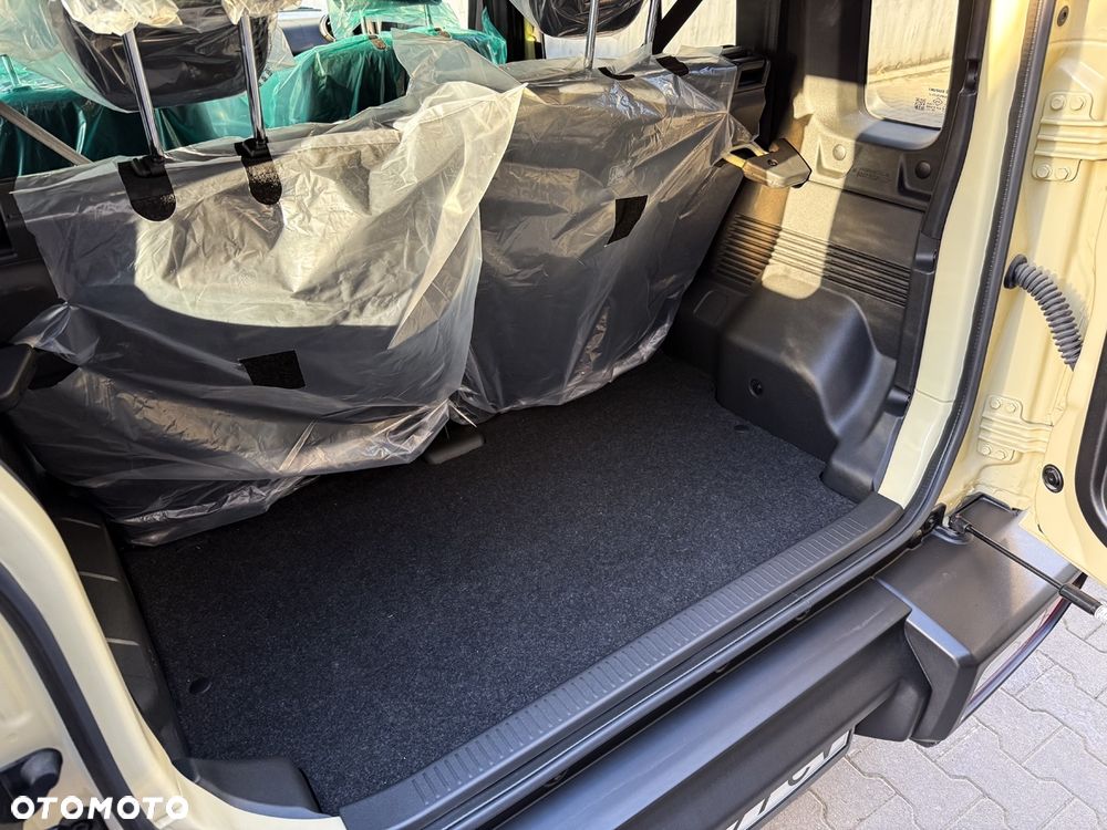 Suzuki Jimny 1.5 Elegance - 18