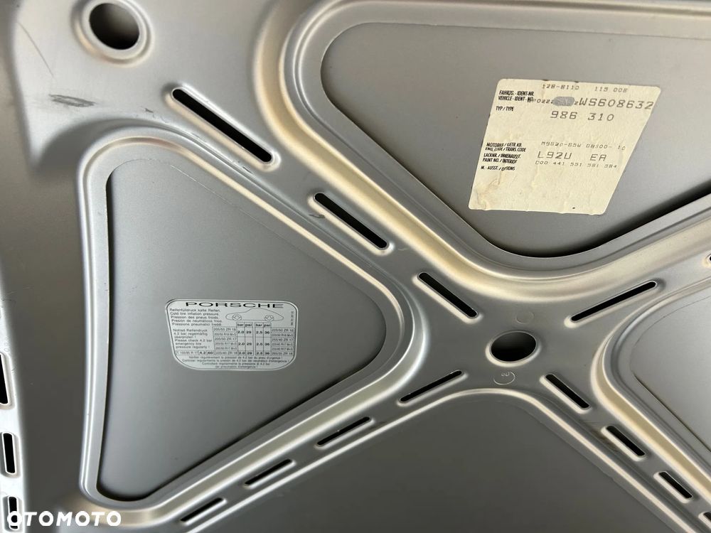 Porsche Boxster 2.5 - 12