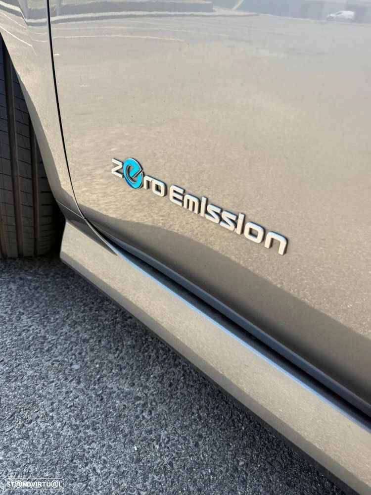 Nissan Leaf - 5